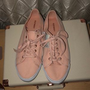 Old navy sneakers